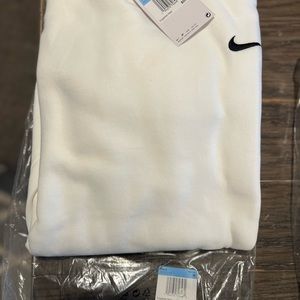 New-Nike Men’s Fleece Hoodie